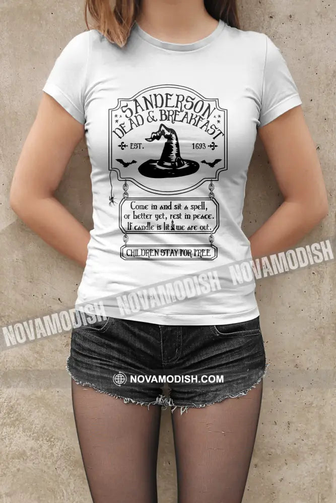 Woman T-Shirt Halloween Sanderson Classic T-Shirt