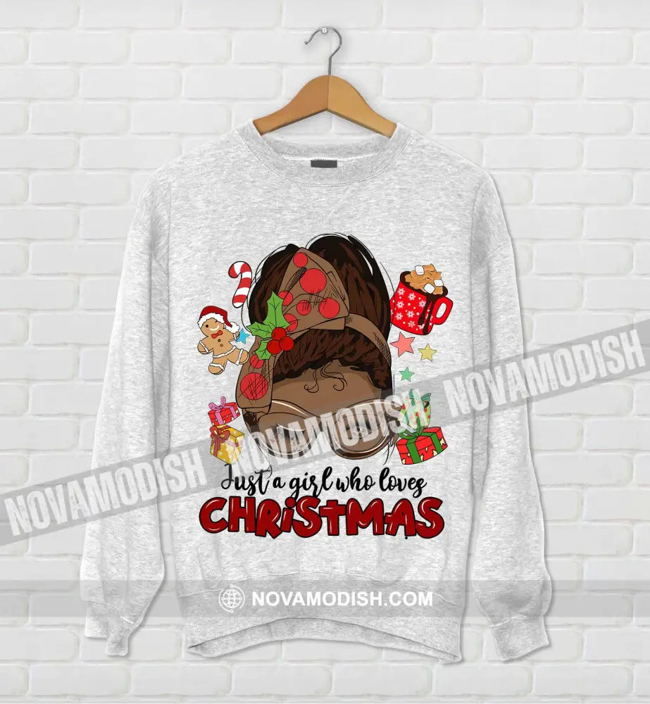 Woman T-Shirt A Girl Who Loves Christmas Christmas Hoodie Gift For T-Shirt